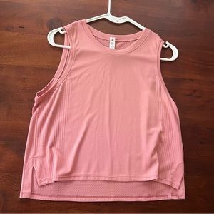 LULULEMON train to be tank size 6